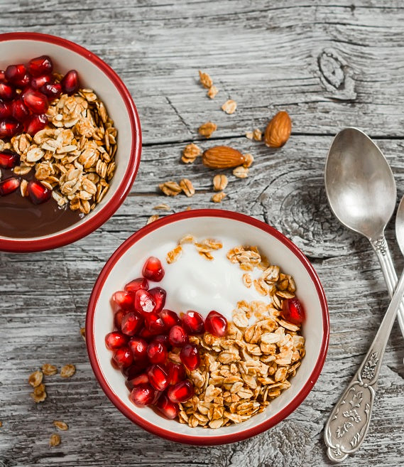Pomegranate & Almond Overnight Oatmeal