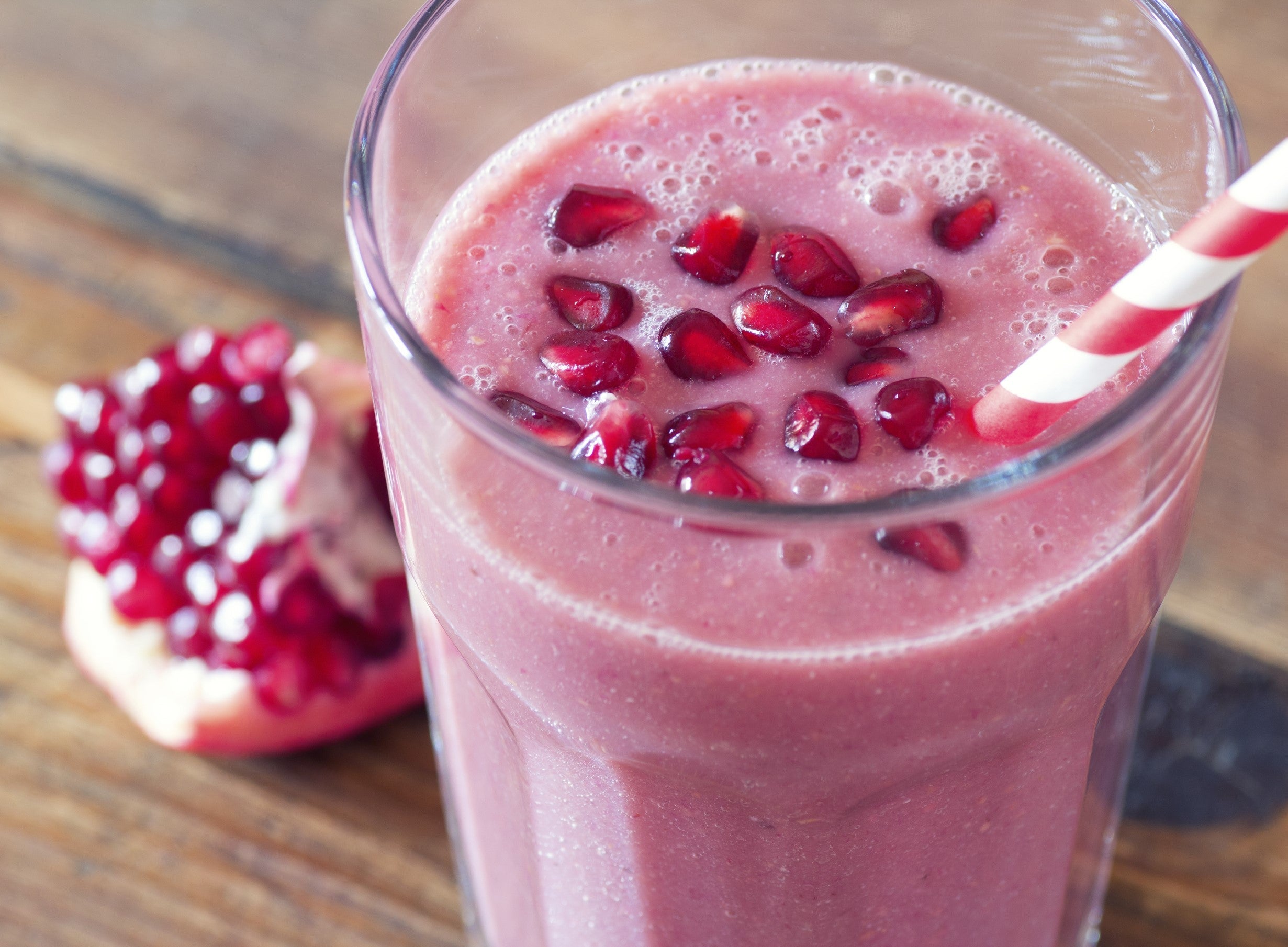 Pomegranate Strawberry Wake‐Up