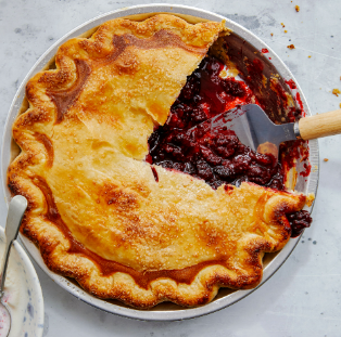 The Benefits of Wild Mountain Blackberries and our Wild Mountain Blackberry Pie